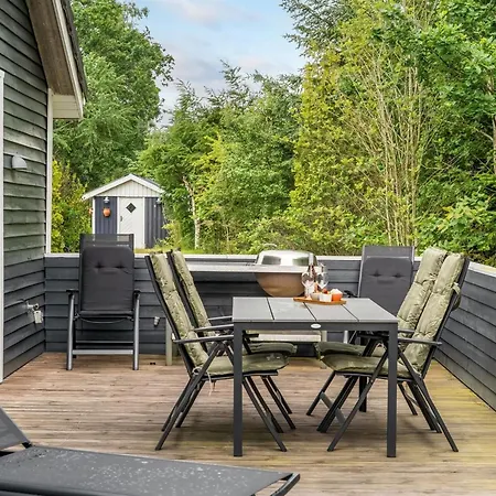 Feriehus Felina - From The Sea By Interhome Hals
